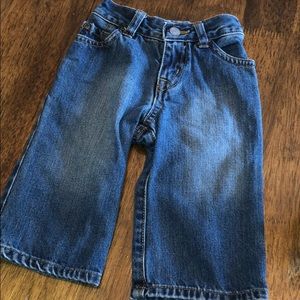 The children’s place 9-12 baby jeans